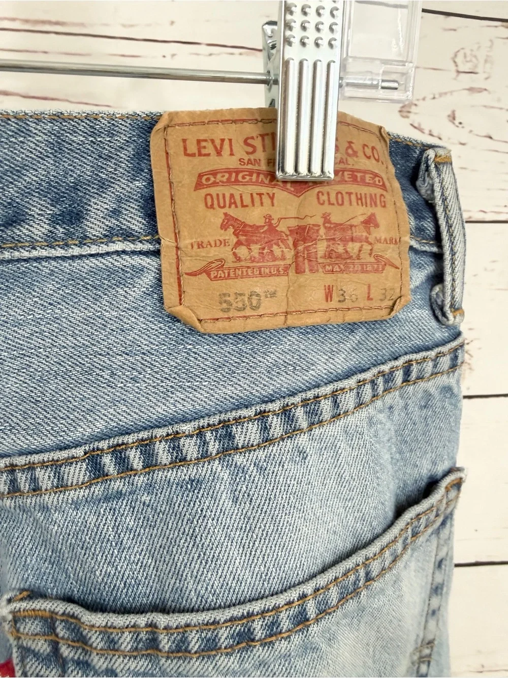 Levi's 550 Relaxed Fit Light Wash Men's Jeans 36 x 32